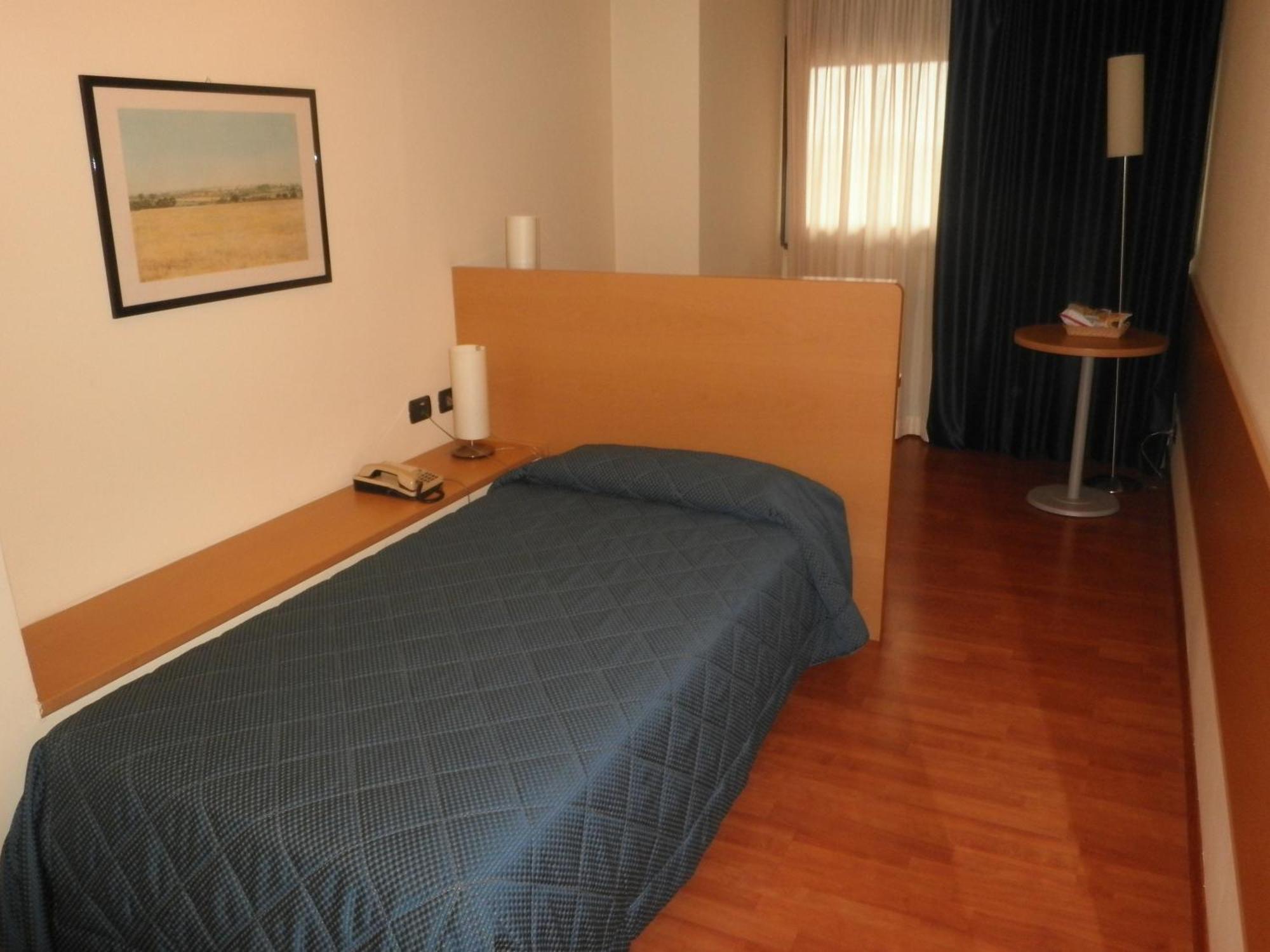 Hotel Selide Desio Eksteriør billede